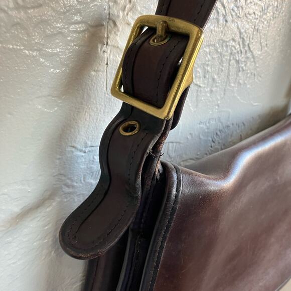 Vintage Coach Patricia's Legacy Dark Brown Leather Front Flap Crossbody Bag - Picture 5 of 8